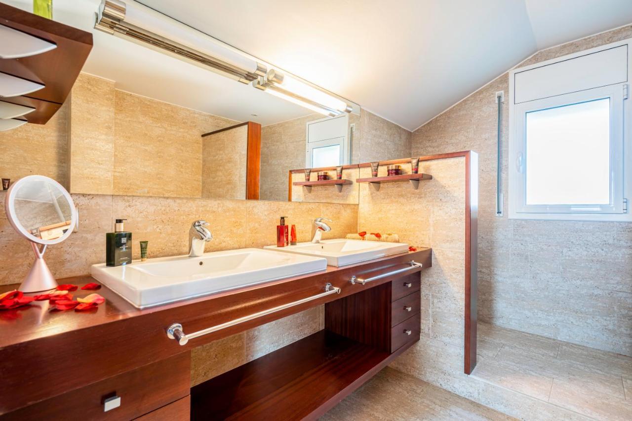 Casa Familiar Con Piscina Villa Llica d'Amunt Eksteriør billede